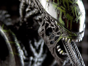 Grid Alien Hot Toys sixth scale figure