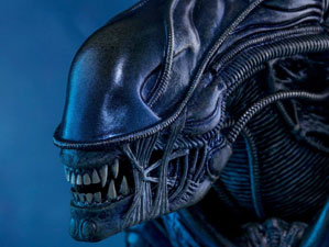 Alien Warrior Hot Toys sixth scale figure