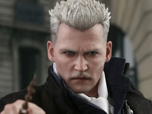 Gellert Grindelwald Hot Toys sixth scale figure